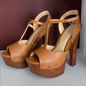 Jessica Simpson heels